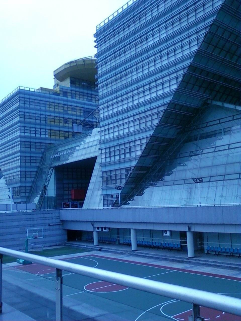 Ƭ-0001.jpg