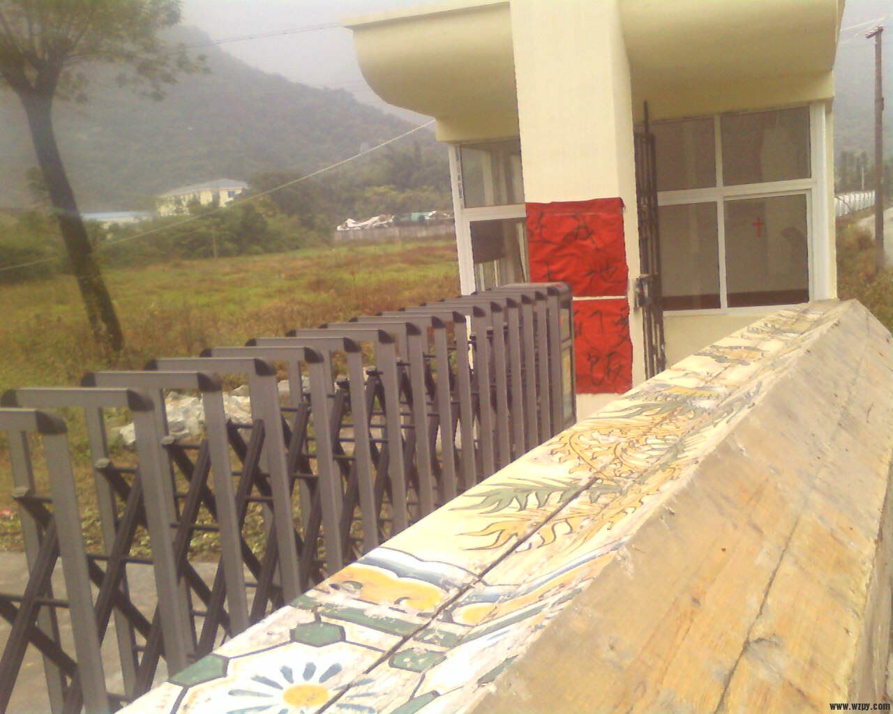 IMG0010A.jpg
