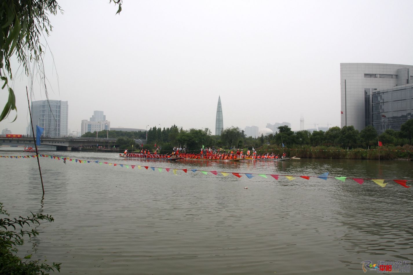 1055428j885wgqg5y7wgm5.jpg