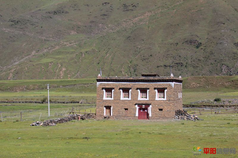Ƭ 052.jpg