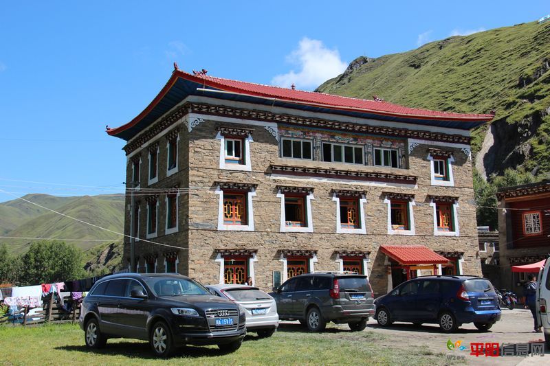 Ƭ 075.jpg