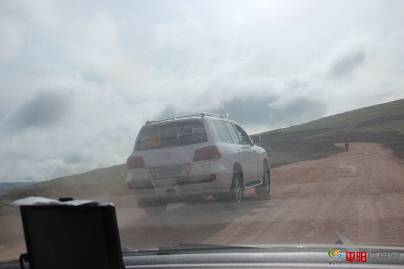 Ƭ 048.jpg