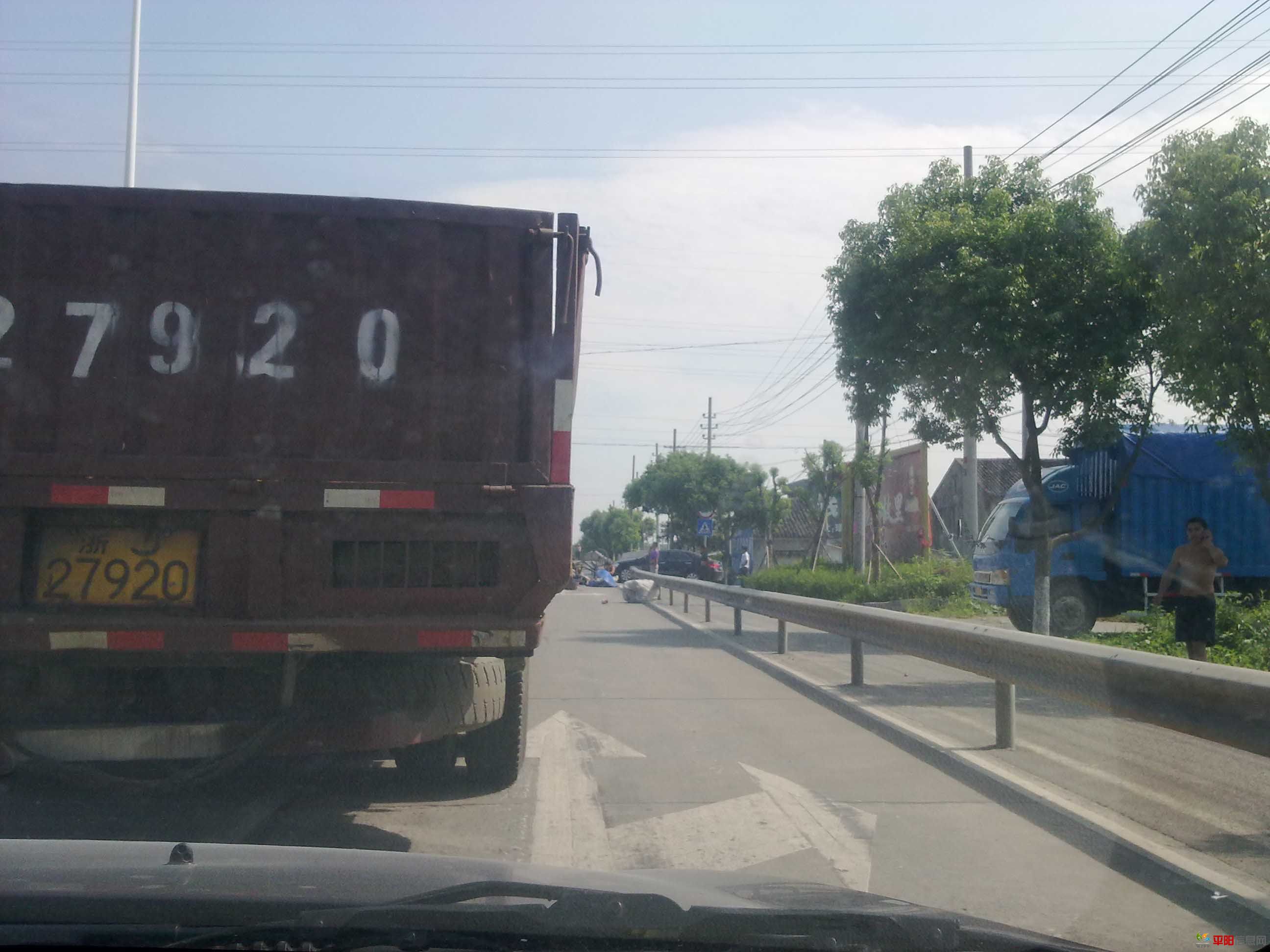 20110816987 - .jpg