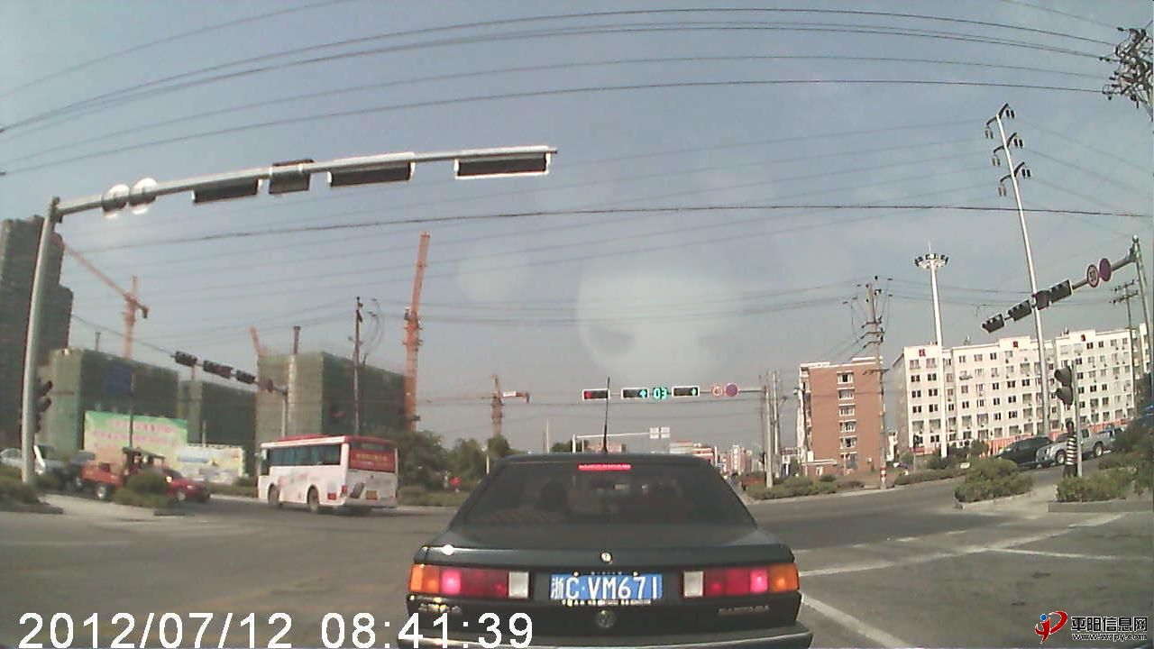 (MOVI0323.avi)[00.04.04.643].JPG